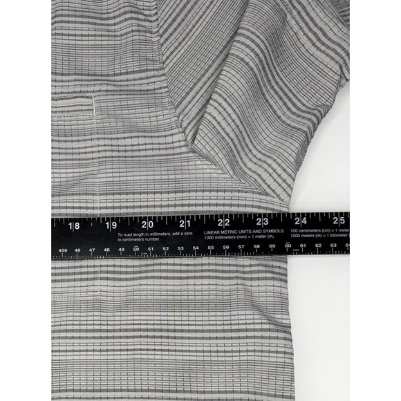 5.11 Tactical Shirt Men's Large Gray Striped Short Sleeve Button‎ Front Outdoor - Picture 6 of 7